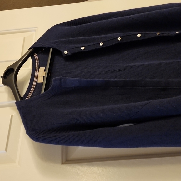 Two Women Knit Cardigans - Picture 14 of 16